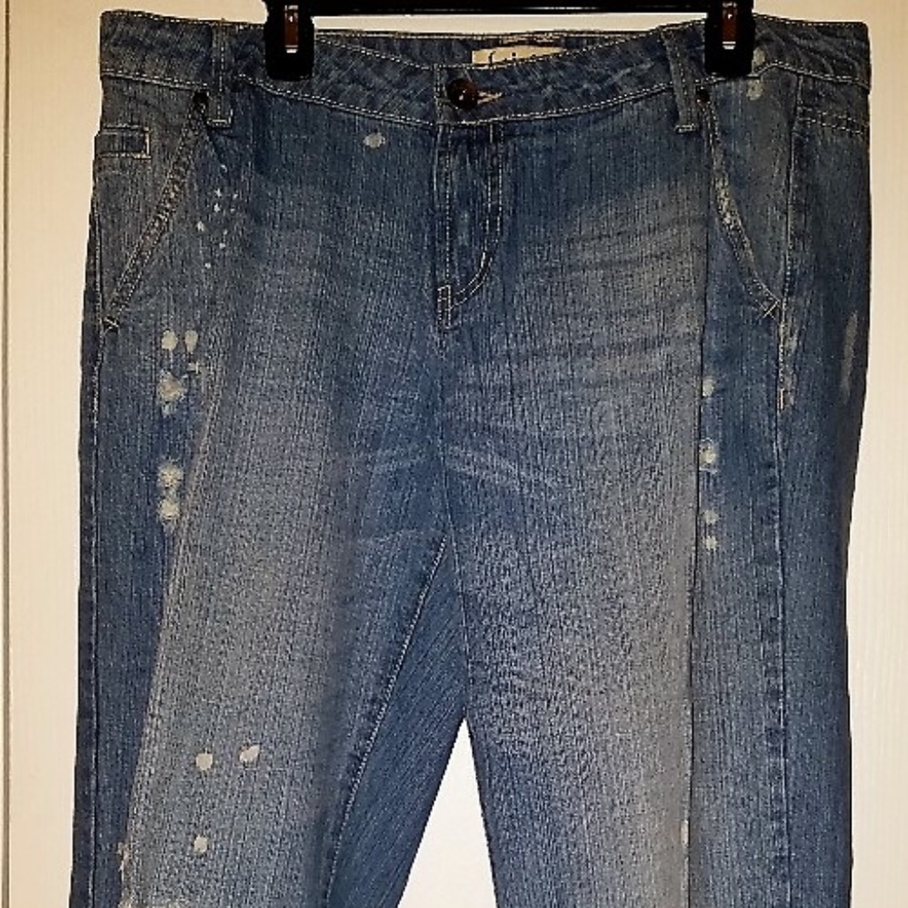 LEI Ashley Trouble - Low Rise Distressed Jeans